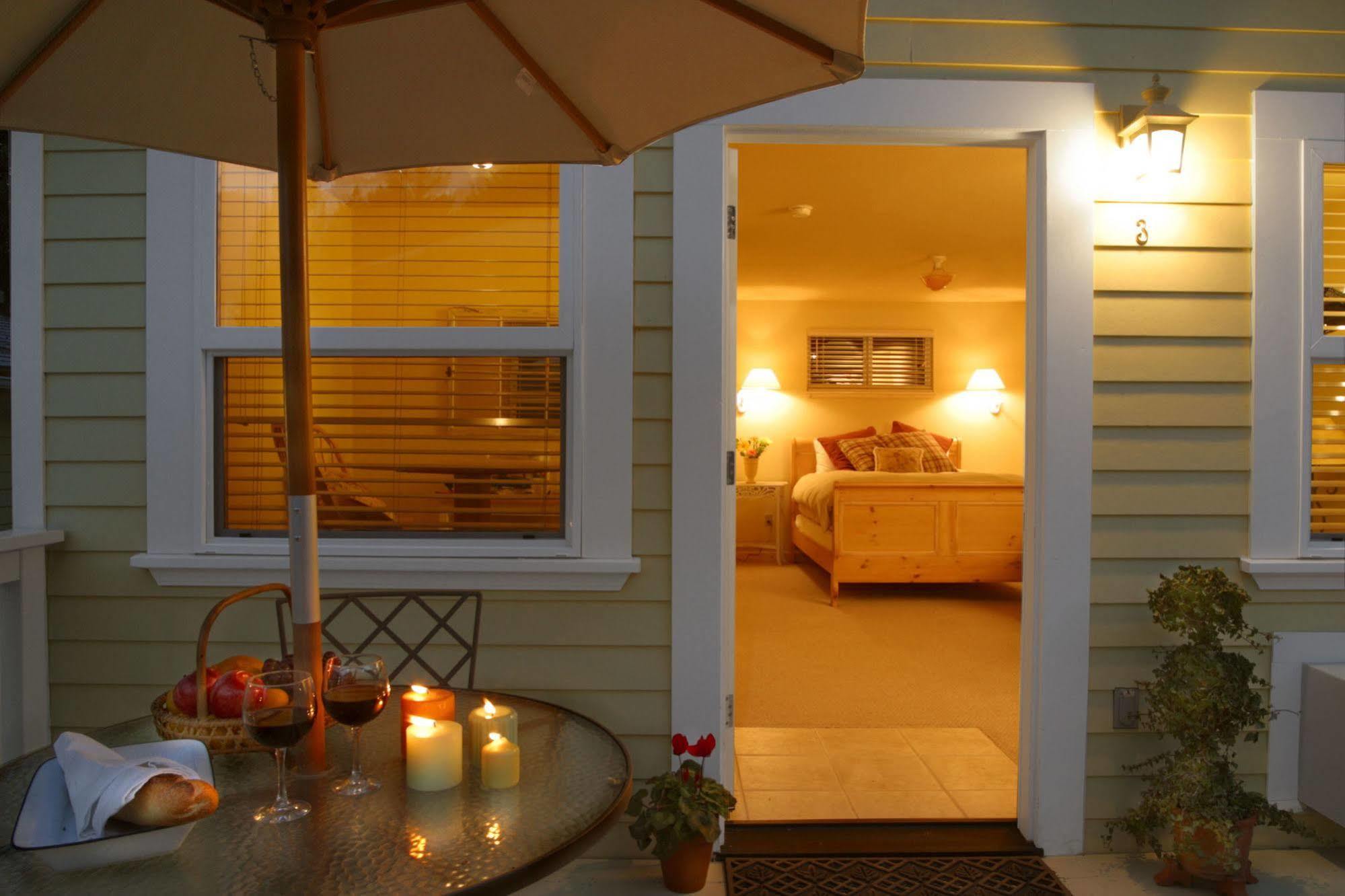 Aurora Park Cottages Calistoga Exterior photo